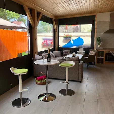 Petertuende Vendeghaz * Кестхей