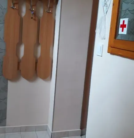 Petertuende Vendeghaz *