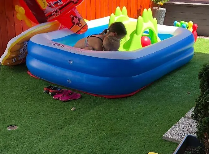 Petertuende Vendeghaz בית נופש *