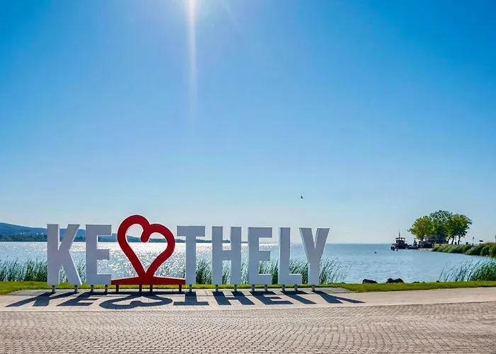 Pètertünde Vendèghàz * Keszthely