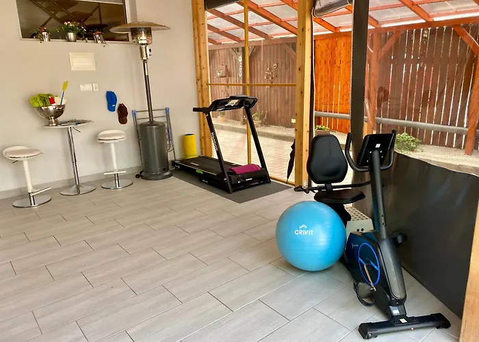 Pètertünde Vendèghàz *