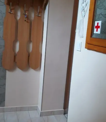 Petertuende Vendeghaz *