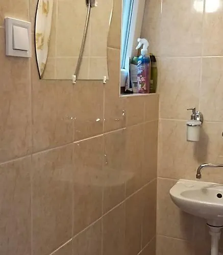 Petertuende Vendeghaz * קסזטלי